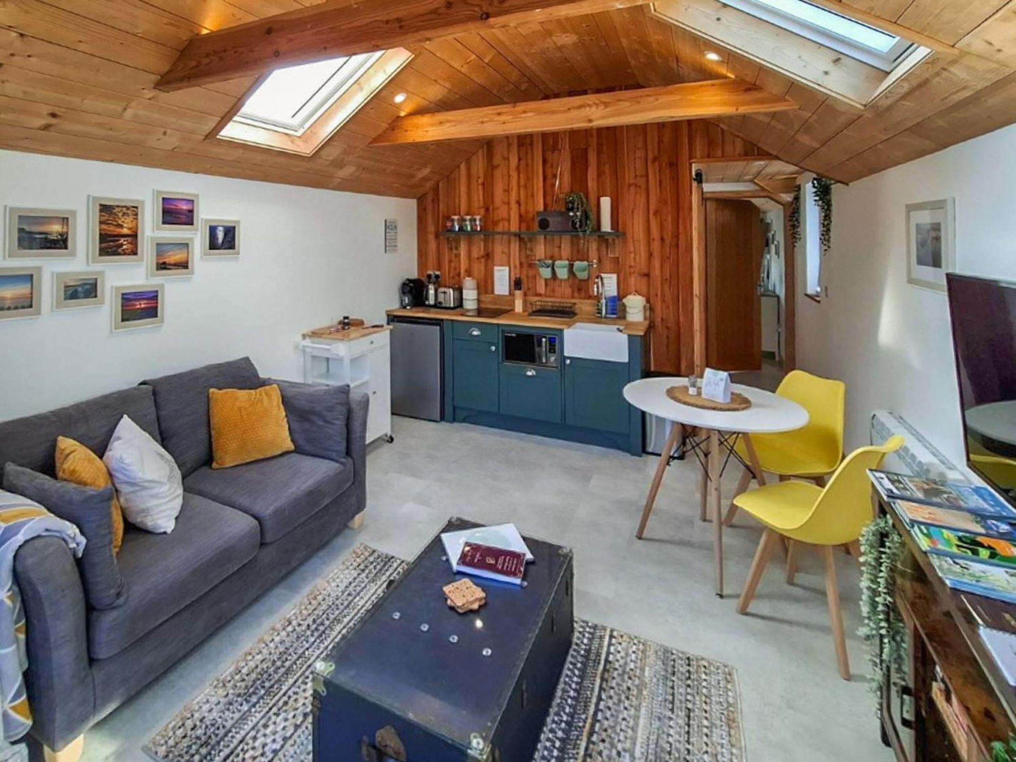 Muriels Lodge Ryde  Buitenkant foto